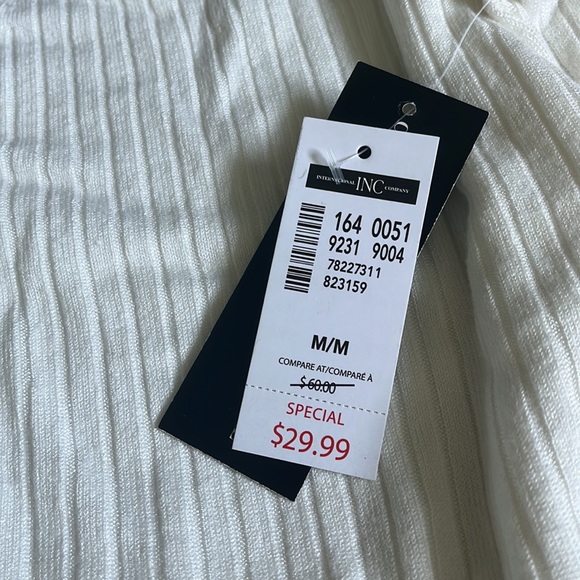 NEW International INC Company sweater - Picture 6 of 6